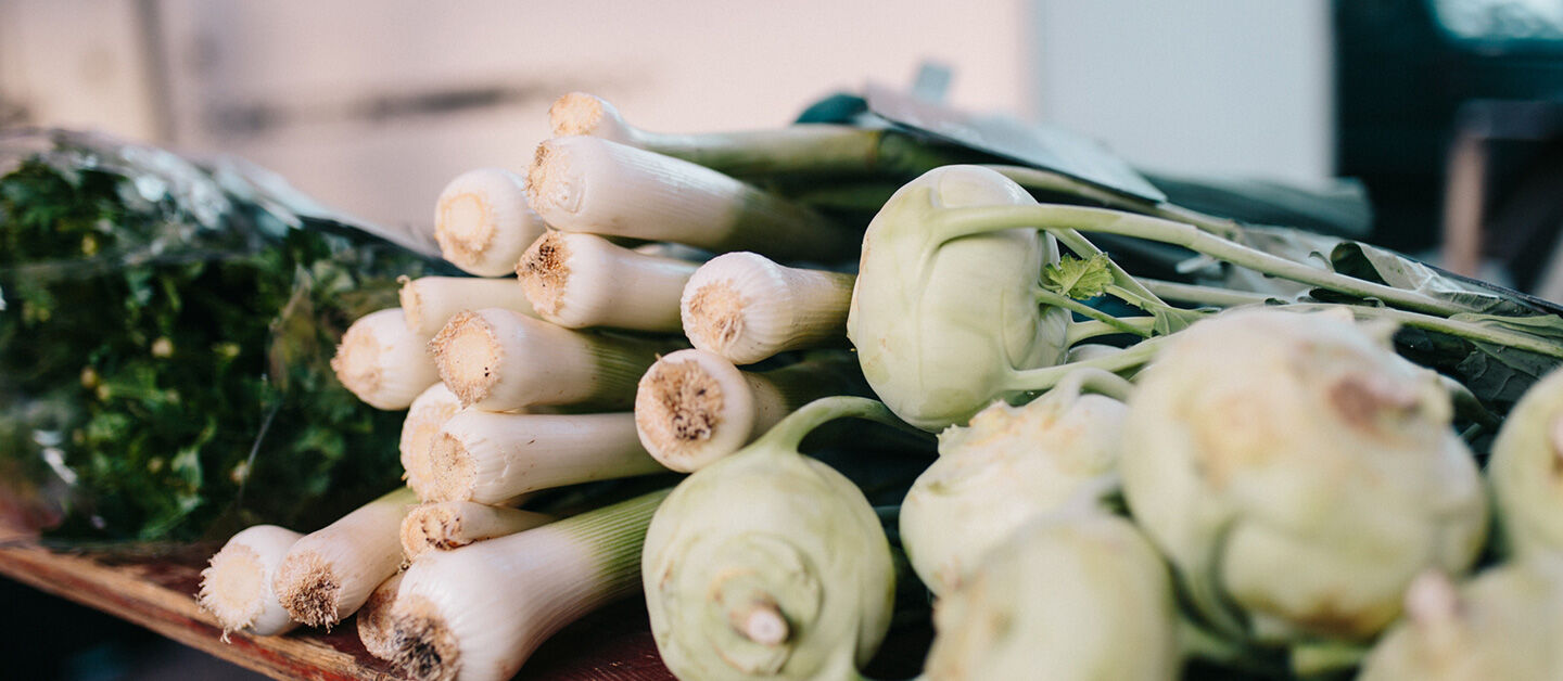 Kohlrabi auf dem Wochenmarkt